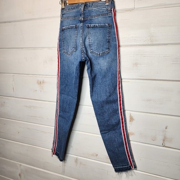 Revice High Rise Ruby Tuesday Jeans Size 26 - Picture 9 of 11